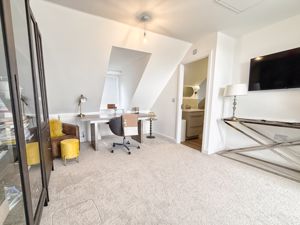 Photo 7- click for photo gallery